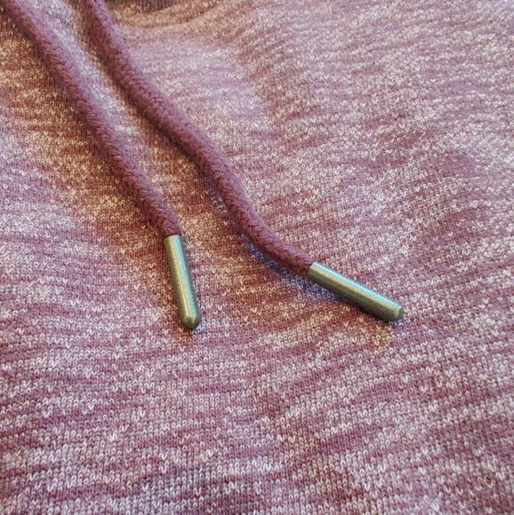 Carhartt Newberry Hoodie in maroon size xs - Picture 5 of 7